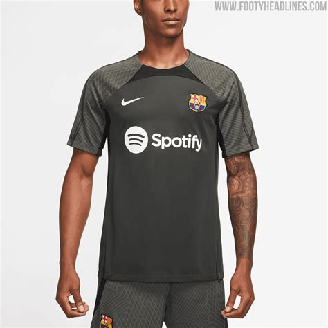 barcelona training gear.